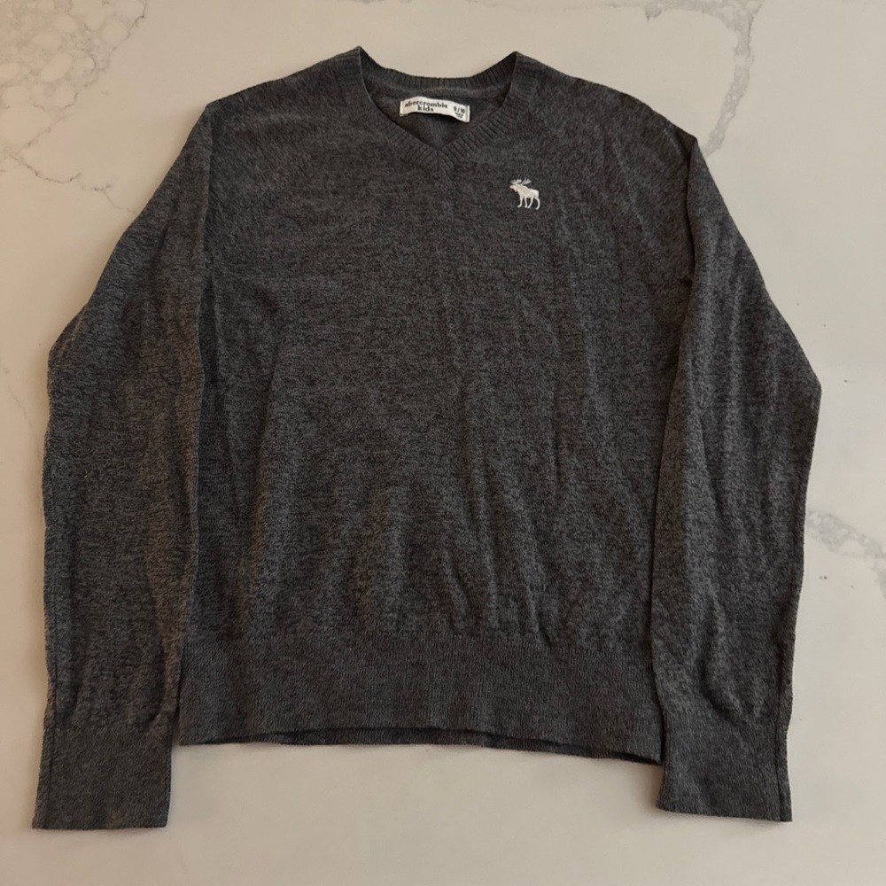 Abercrombie & Fitch Men's Dark Charcoal V-Neck Sweater